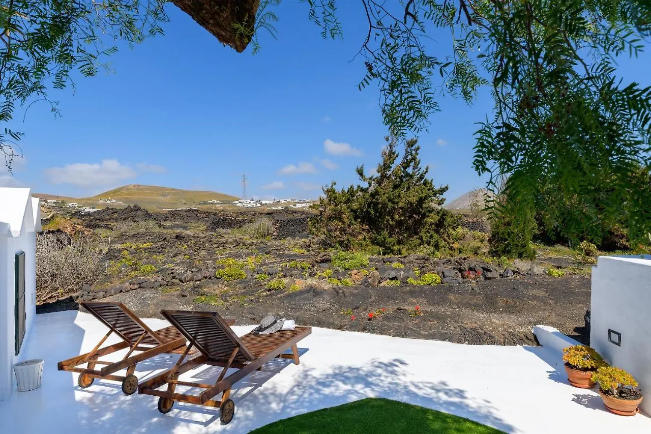 Estudio Tegoyo Macher Apartment