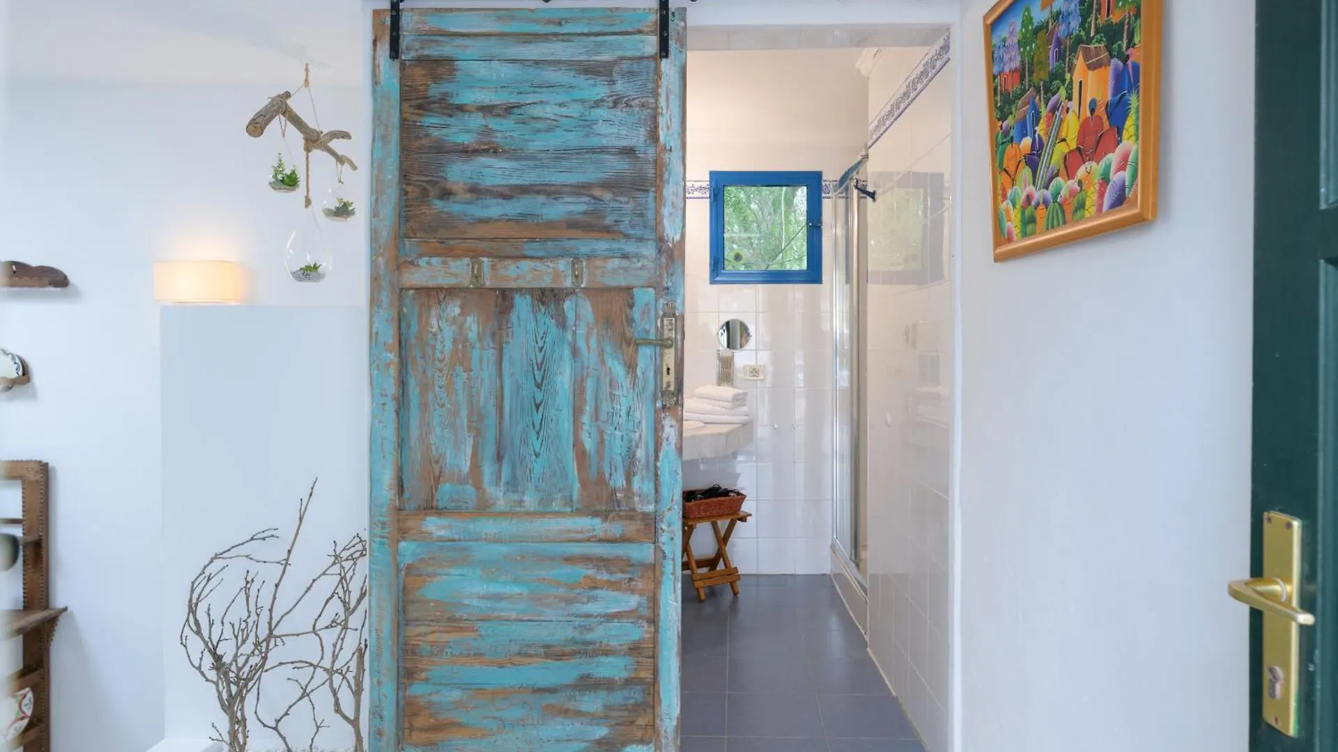 Estudio Tegoyo Macher 0*,  Spain